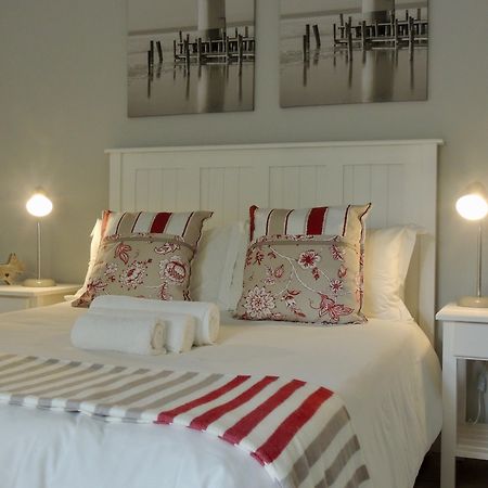 La Mer Guesthouse Порт Елизабет Екстериор снимка