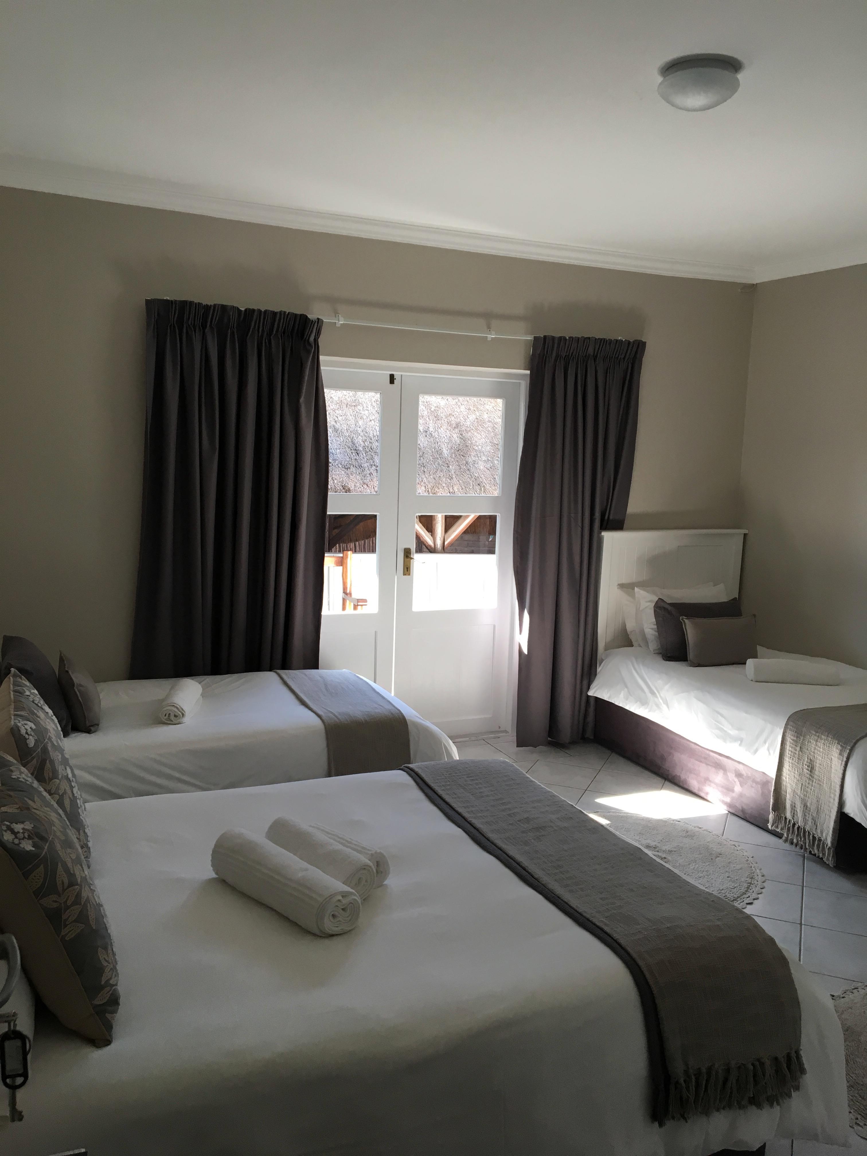 La Mer Guesthouse Порт Елизабет Екстериор снимка