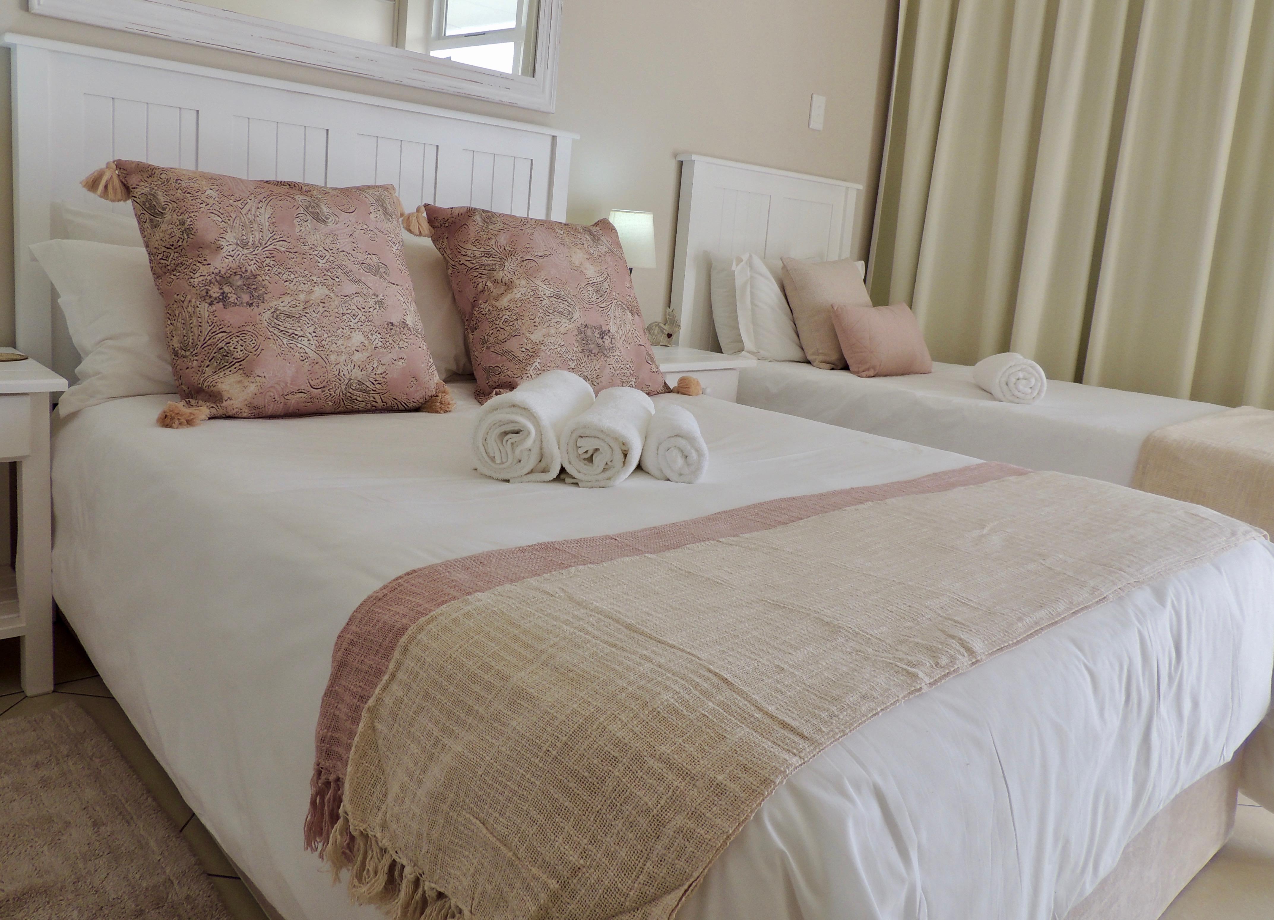 La Mer Guesthouse Порт Елизабет Екстериор снимка