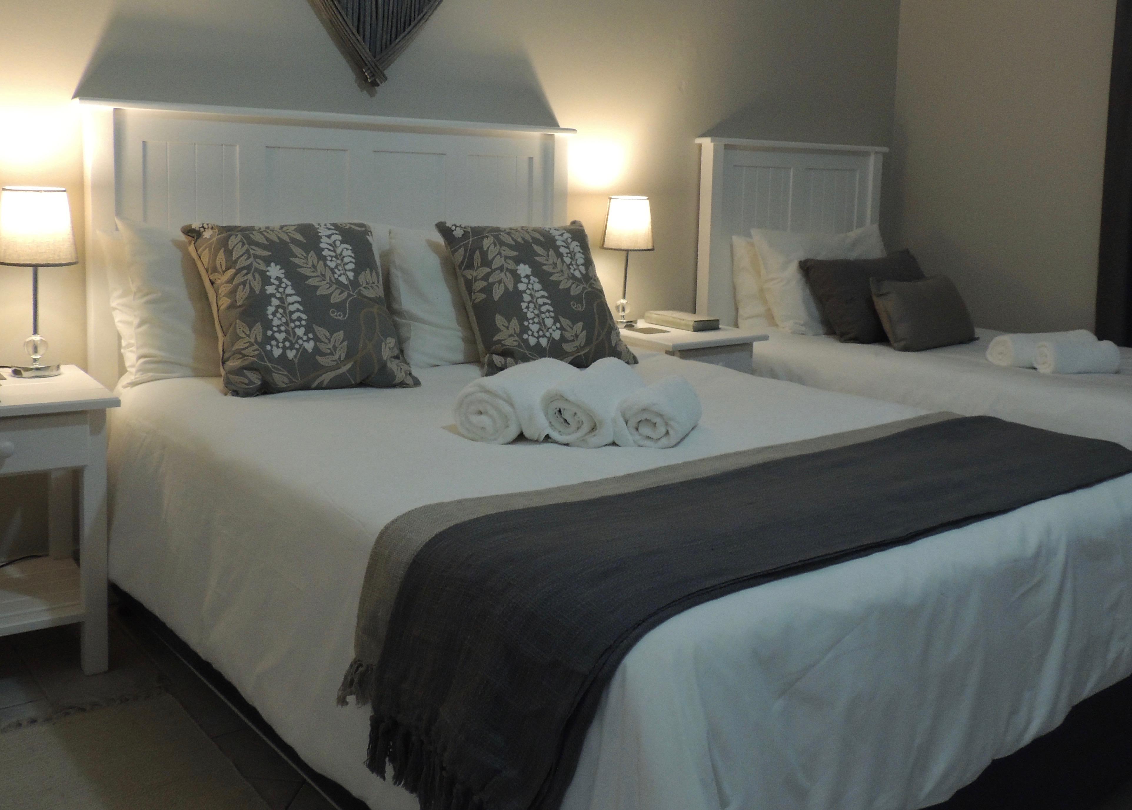 La Mer Guesthouse Порт Елизабет Екстериор снимка